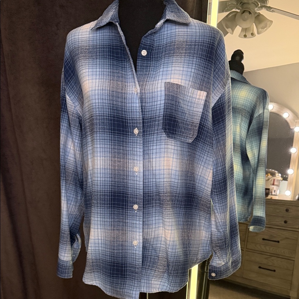 Aeropostale Woman’s Button-Down Shirt